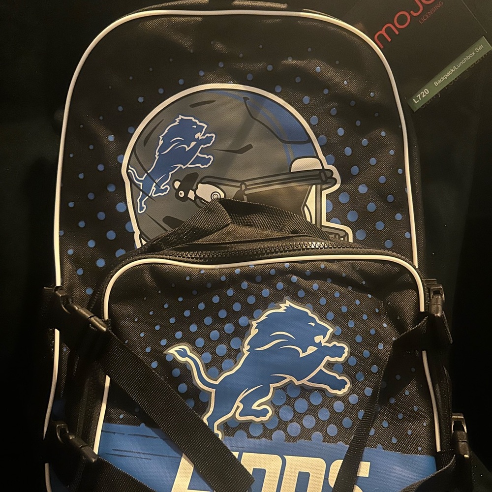 Mojo Kids Backpack with Blue and Black Sports Design